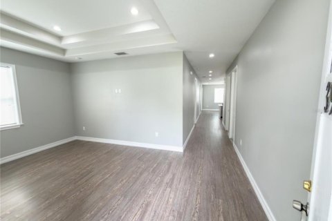 Villa ou maison à vendre à Tampa, Floride: 3 chambres, 144.65 m2 № 2400441 - photo 13