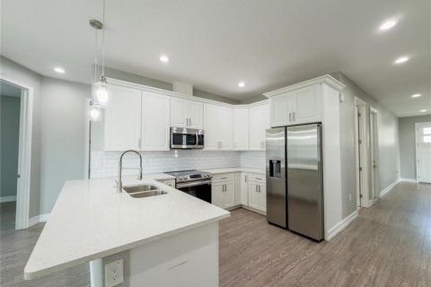 Villa ou maison à vendre à Tampa, Floride: 3 chambres, 144.65 m2 № 2400441 - photo 19