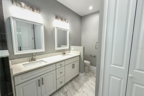 Villa ou maison à vendre à Tampa, Floride: 3 chambres, 144.65 m2 № 2400441 - photo 29