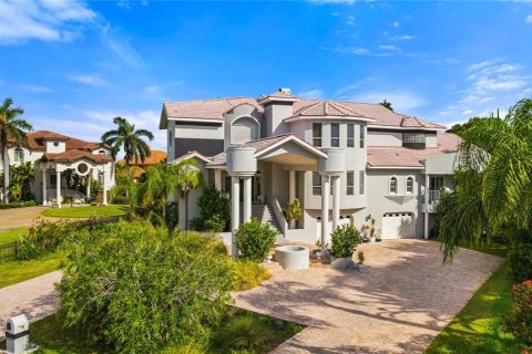 Villa ou maison à vendre à Tierra Verde, Floride: 4 chambres, 478.91 m2 № 1543175 - photo 16