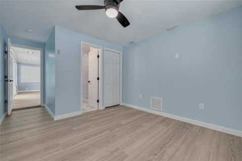 Casa en venta en Clearwater, Florida, 3 dormitorios, 138.42 m2 № 1679189 - foto 27