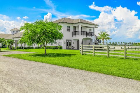 Apartment in Wellington, Florida 4 rooms, 65.03 sq.m. № 2190531 - photo 30
