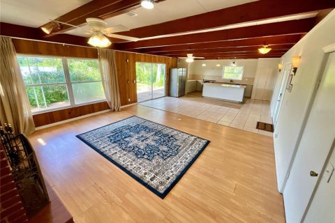House in Hawthorne, Florida 3 bedrooms, 158.96 sq.m. № 1873463 - photo 14