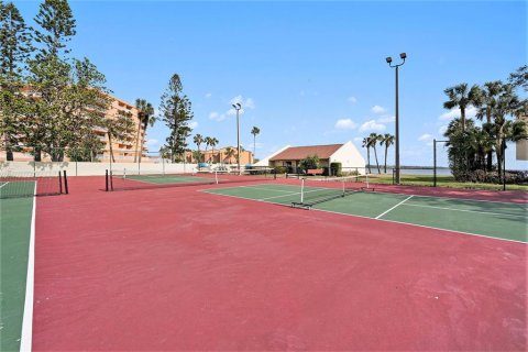 Condo in Saint Petersburg, Florida, 2 bedrooms  № 1560423 - photo 18