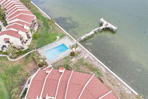 Condo in Saint Petersburg, Florida, 2 bedrooms  № 1560423 - photo 27