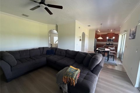 House in Hudson, Florida 4 bedrooms, 226.77 sq.m. № 1899258 - photo 6