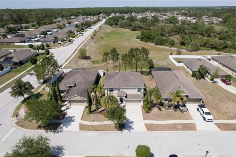 House in Hudson, Florida 4 bedrooms, 226.77 sq.m. № 1899258 - photo 28