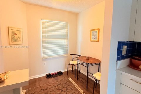 Condominio en venta en Pembroke Pines, Florida, 2 dormitorios, 105.63 m2 № 2057389 - foto 15