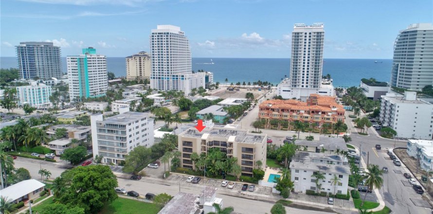 Commercial property in Fort Lauderdale, Florida № 1728751