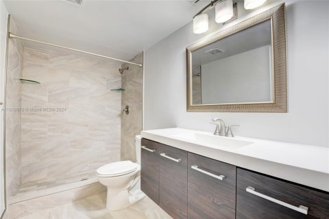 Commercial property in Fort Lauderdale, Florida № 1728751 - photo 9
