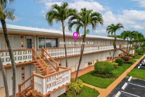 Condominio en venta en Hallandale Beach, Florida, 1 dormitorio, 58.06 m2 № 2022400 - foto 27