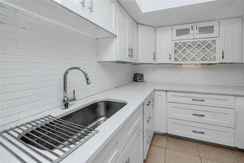 Copropriété à vendre à Saint Petersburg, Floride: 2 chambres, 102.19 m2 № 2100046 - photo 10