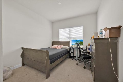 Casa en venta en Apopka, Florida, 4 dormitorios, 249.72 m2 № 1917673 - foto 17