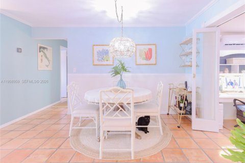 House in Tavernier, Florida 4 bedrooms, 180.51 sq.m. № 2082127 - photo 8