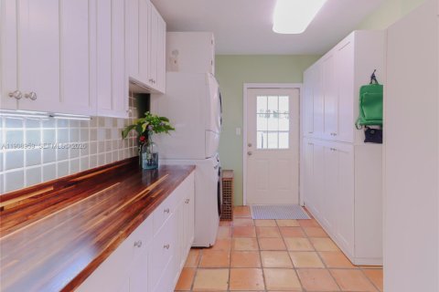House in Tavernier, Florida 4 bedrooms, 180.51 sq.m. № 2082127 - photo 7