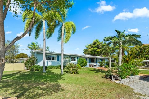 House in Tavernier, Florida 4 bedrooms, 180.51 sq.m. № 2082127 - photo 24