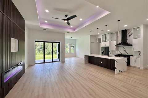 Casa en venta en North Port, Florida, 3 dormitorios, 209.03 m2 № 1910074 - foto 5