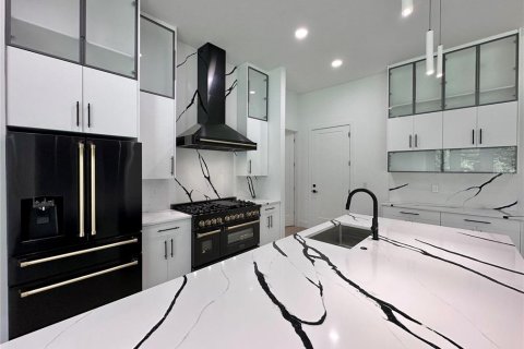 Casa en venta en North Port, Florida, 3 dormitorios, 209.03 m2 № 1910074 - foto 17