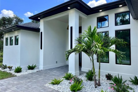 Casa en venta en North Port, Florida, 3 dormitorios, 209.03 m2 № 1910074 - foto 3