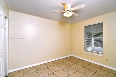 Купить виллу или дом в Лихай-Эйкерс, Флорида 3 спальни, № 2045483 - фото 20