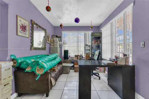 Купить виллу или дом в Майами, Флорида 2 спальни, 124.86м2, № 1788486 - фото 5