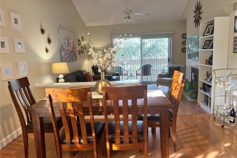 Condominio en alquiler en Saint Petersburg, Florida, 2 dormitorios, 87.51 m2 № 1906794 - foto 2