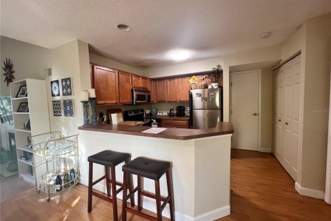 Condominio en alquiler en Saint Petersburg, Florida, 2 dormitorios, 87.51 m2 № 1906794 - foto 4