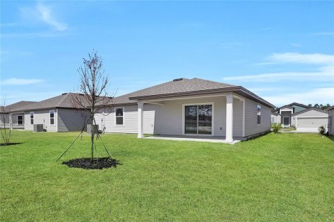 House in Palm Coast, Florida 3 bedrooms, 157.28 sq.m. № 1908207 - photo 3
