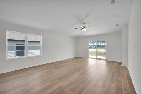 House in Palm Coast, Florida 3 bedrooms, 157.28 sq.m. № 1908207 - photo 12