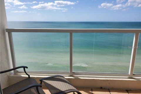 Condominio en alquiler en Longboat Key, Florida, 2 dormitorios, 130.9 m2 № 251977 - foto 24