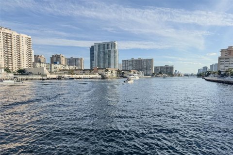 Купить кондоминиум в Халландейл-Бич, Флорида 1 спальня, 82.68м2, № 1468951 - фото 26