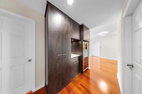 Condo in Tampa, Florida, 3 bedrooms  № 1736515 - photo 12
