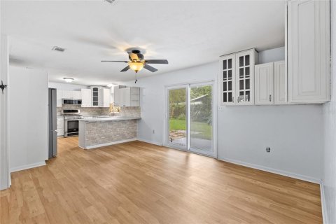 House in Gainesville, Florida 3 bedrooms, 130.43 sq.m. № 1846566 - photo 7