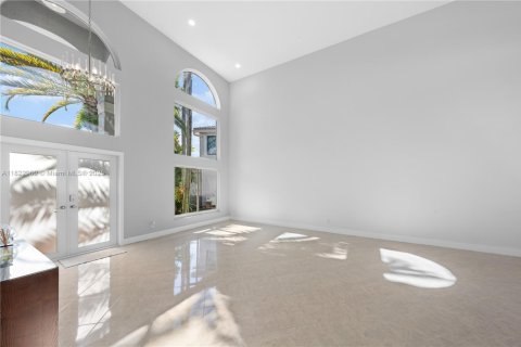 House in Miramar, Florida 5 bedrooms, 313.82 sq.m. № 1787189 - photo 18