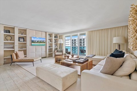 Condo in Miami Beach, Florida, 3 bedrooms  № 1790943 - photo 3