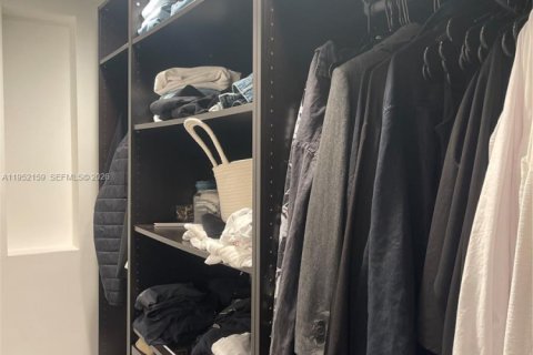 Снять в аренду виллу или дом в Купер-Сити, Флорида 4 спальни, 193.98м2, № 2006600 - фото 24