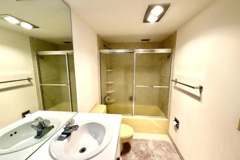 Купить кондоминиум в Помпано-Бич, Флорида 3 комнаты, 83.61м2, № 2083764 - фото 8
