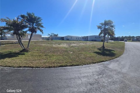 Land in North Port, Florida № 1581816 - photo 5