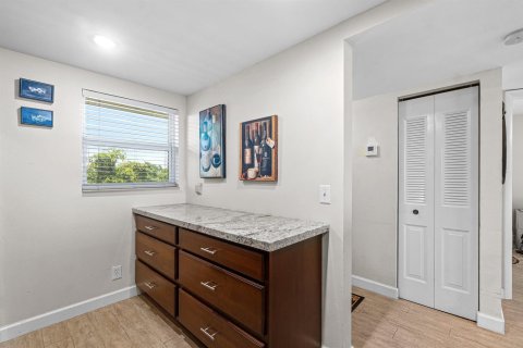 Copropriété à louer à Boca Raton, Floride: 2 chambres, 92.81 m2 № 2243833 - photo 10