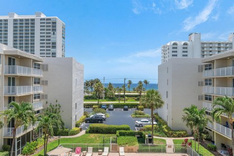 Copropriété à louer à Boca Raton, Floride: 2 chambres, 92.81 m2 № 2243833 - photo 25