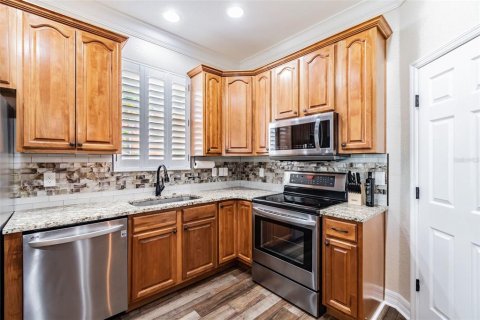 Villa ou maison à vendre à Apollo Beach, Floride: 4 chambres, 252.79 m2 № 1810655 - photo 2