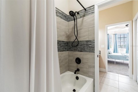 Villa ou maison à vendre à Apollo Beach, Floride: 4 chambres, 252.79 m2 № 1810655 - photo 21