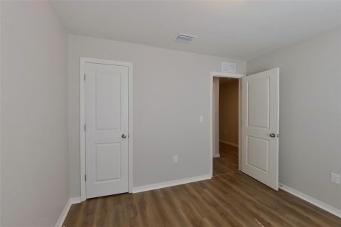 Villa ou maison à louer à Lehigh Acres, Floride: 4 chambres, 134.62 m2 № 2430440 - photo 3