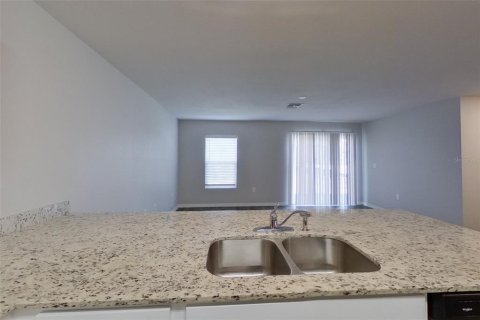 Villa ou maison à louer à Lehigh Acres, Floride: 4 chambres, 134.62 m2 № 2430440 - photo 10