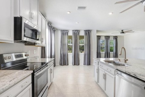 Купить виллу или дом в Парриш, Флорида 11 комнат, 187.85м2, № 1532997 - фото 12