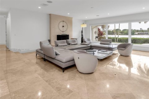 Villa ou maison à vendre à Coral Gables, Floride: 5 chambres, 356.37 m2 № 2053126 - photo 14