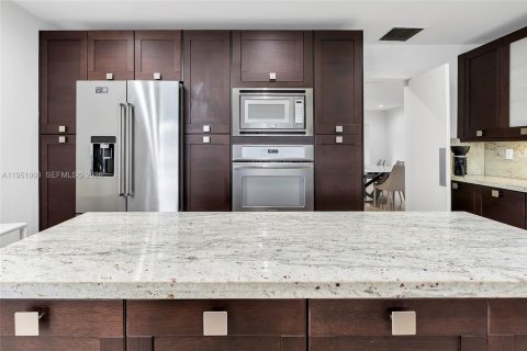 Villa ou maison à vendre à Coral Gables, Floride: 5 chambres, 356.37 m2 № 2053126 - photo 22