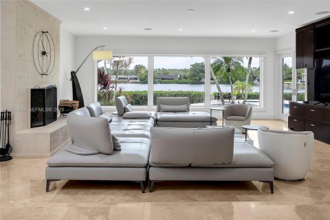 Villa ou maison à vendre à Coral Gables, Floride: 5 chambres, 356.37 m2 № 2053126 - photo 12