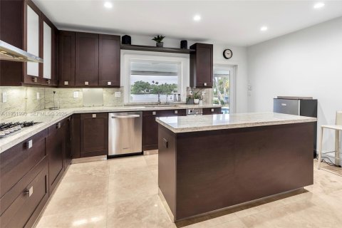 Villa ou maison à vendre à Coral Gables, Floride: 5 chambres, 356.37 m2 № 2053126 - photo 19