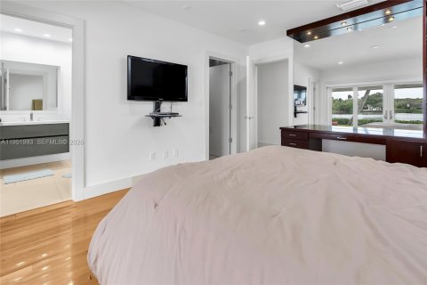 Villa ou maison à vendre à Coral Gables, Floride: 5 chambres, 356.37 m2 № 2053126 - photo 28